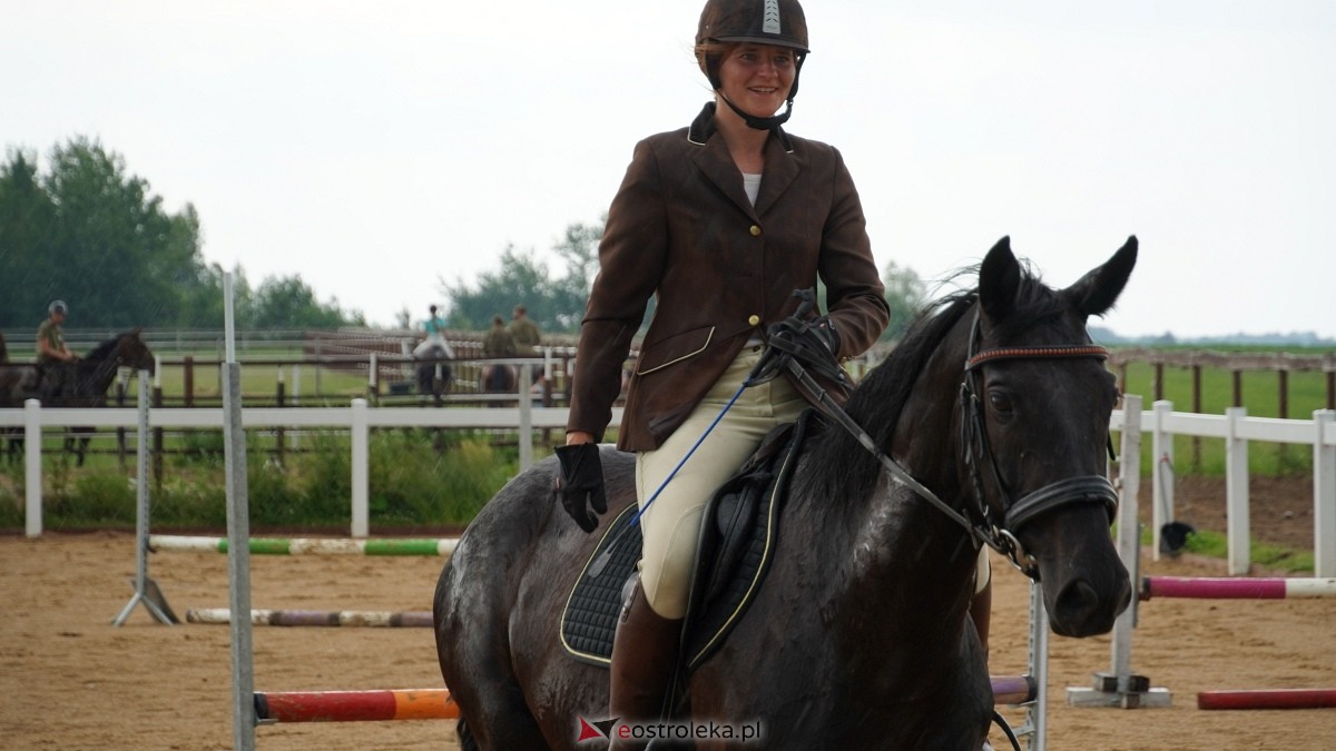 Zawody skokowe w Czerniach [21.06.2026] - zdjęcie #77 - eOstroleka.pl