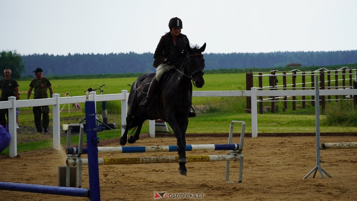 Zawody skokowe w Czerniach [21.06.2026] - zdjęcie #69 - eOstroleka.pl