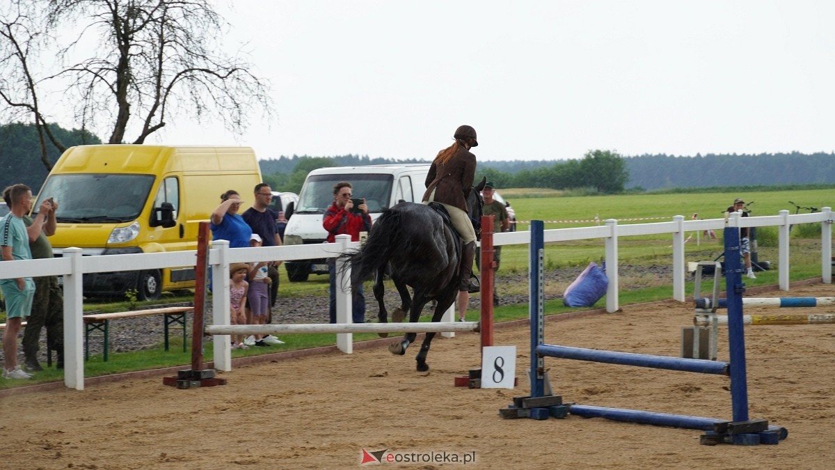 Zawody skokowe w Czerniach [21.06.2026] - zdjęcie #63 - eOstroleka.pl