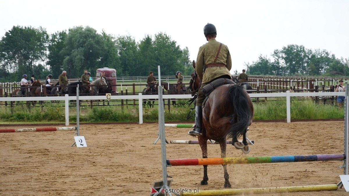 Zawody skokowe w Czerniach [21.06.2026] - zdjęcie #41 - eOstroleka.pl