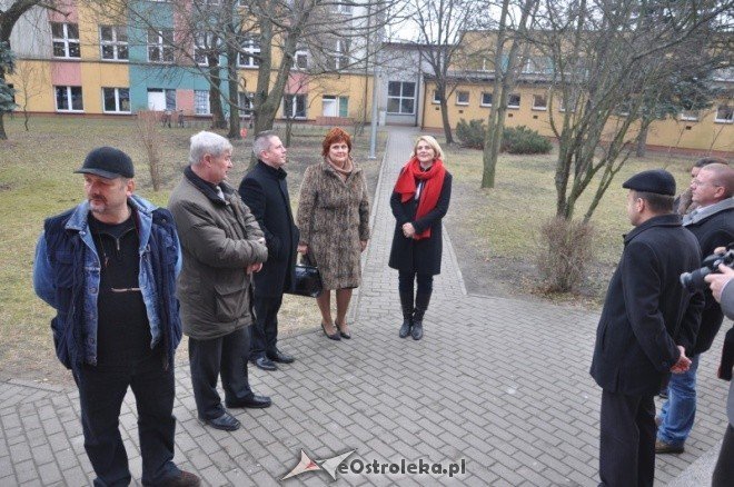 Środa, dzień odbiorów: Szkoły, ulice, rondo [14.XII.2011]  - zdjęcie #23 - eOstroleka.pl