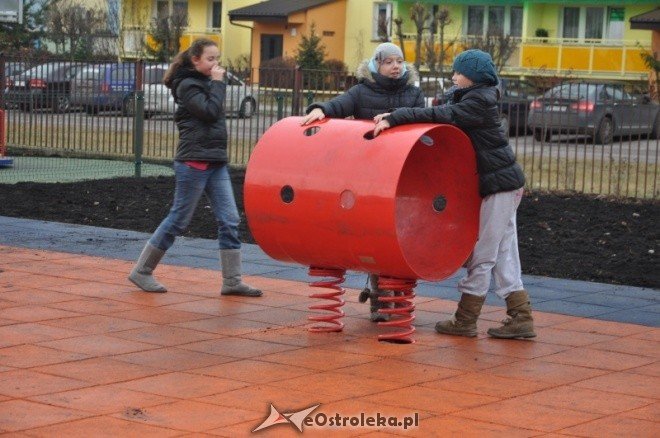 Środa, dzień odbiorów: Szkoły, ulice, rondo [14.XII.2011]  - zdjęcie #4 - eOstroleka.pl