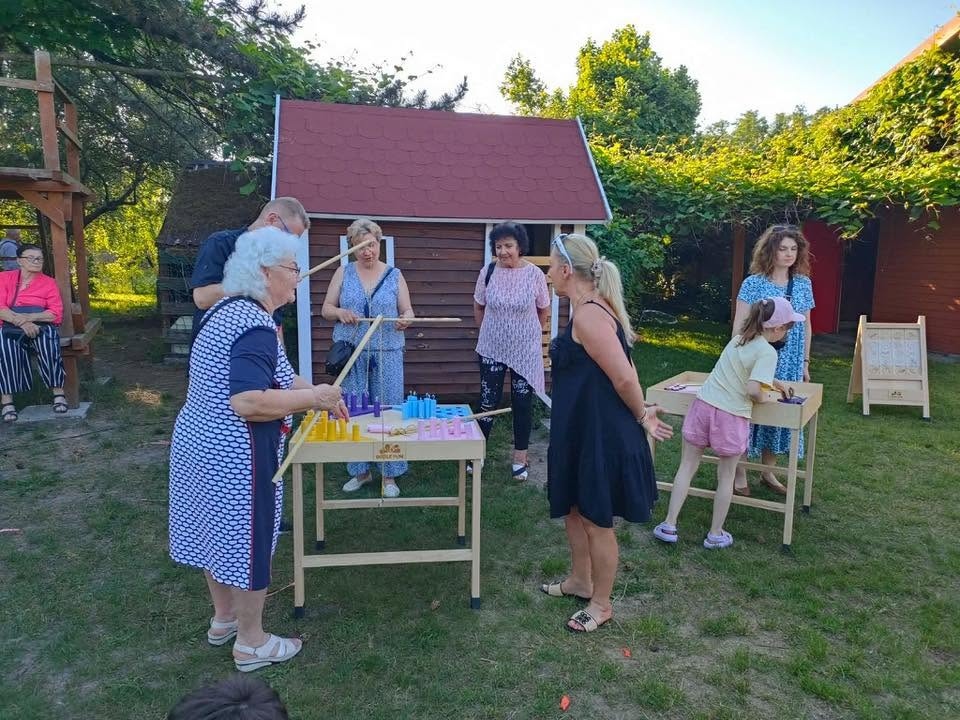 Rodzinny piknik Warsztatów Terapii Zajęciowej „Motylki”. Wspólna zabawa i mnóstwo uśmiechu! [23.06.2026] - zdjęcie #54 - eOstroleka.pl