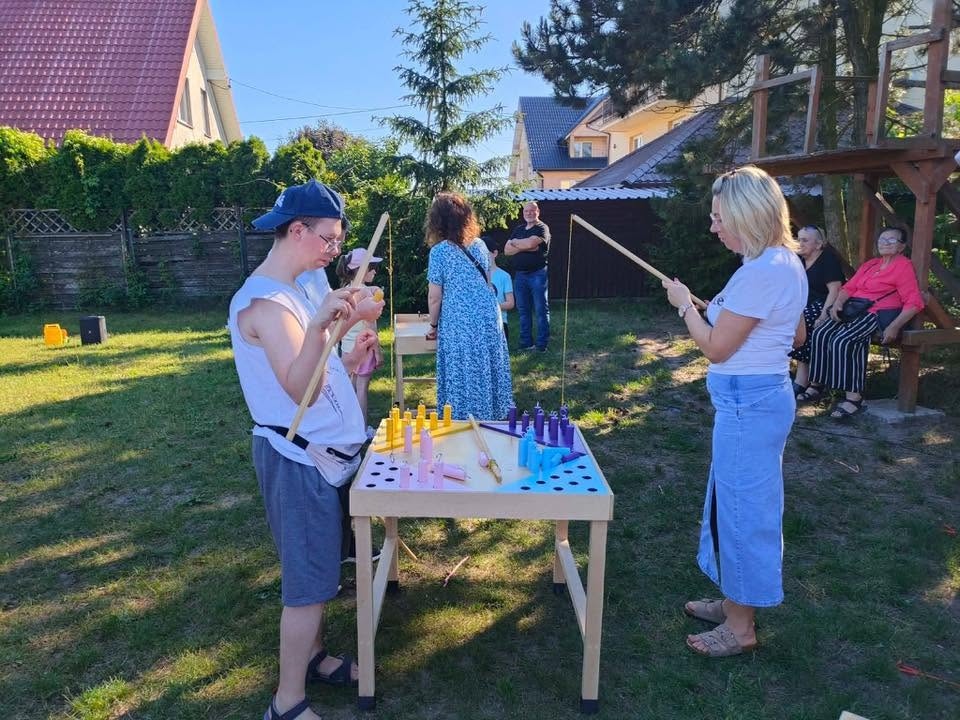 Rodzinny piknik Warsztatów Terapii Zajęciowej „Motylki”. Wspólna zabawa i mnóstwo uśmiechu! [23.06.2026] - zdjęcie #36 - eOstroleka.pl