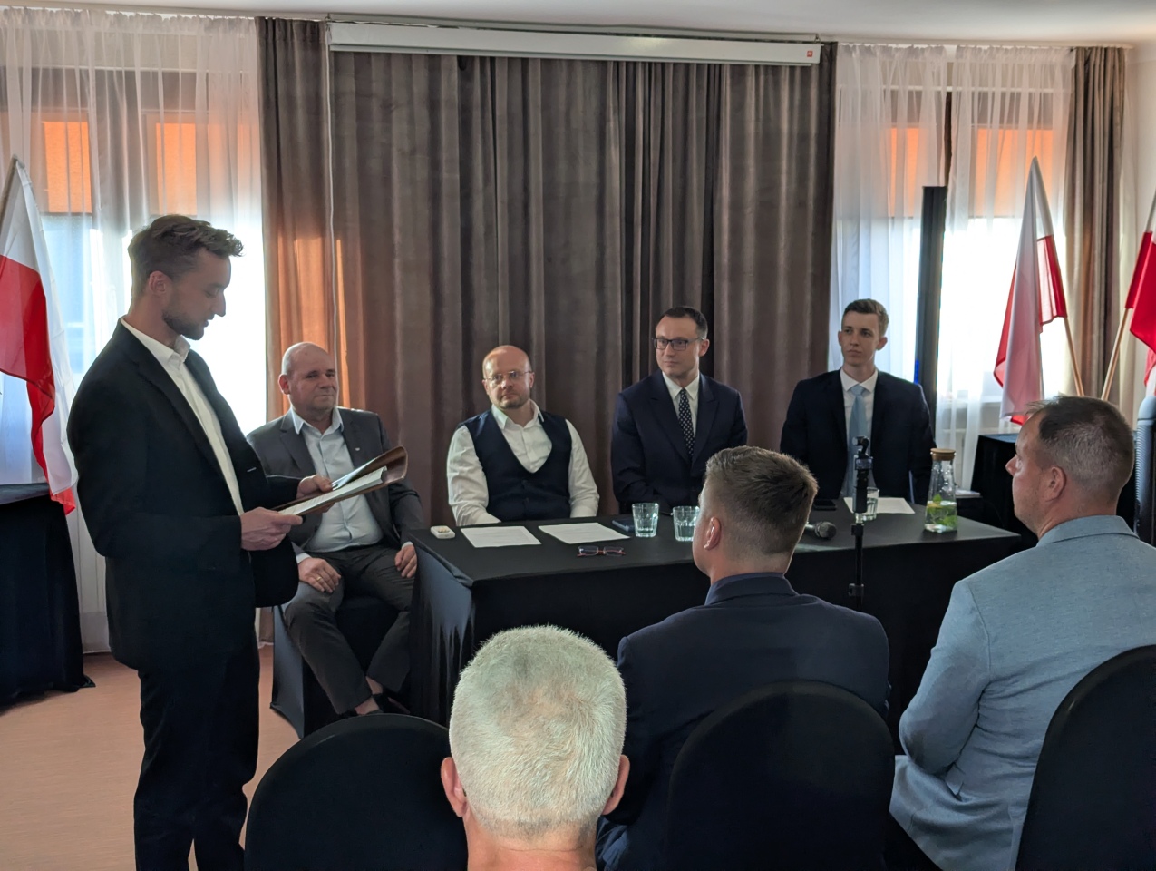 Spotkanie z politykami Konfederacji [23.06.2026] - zdjęcie #19 - eOstroleka.pl
