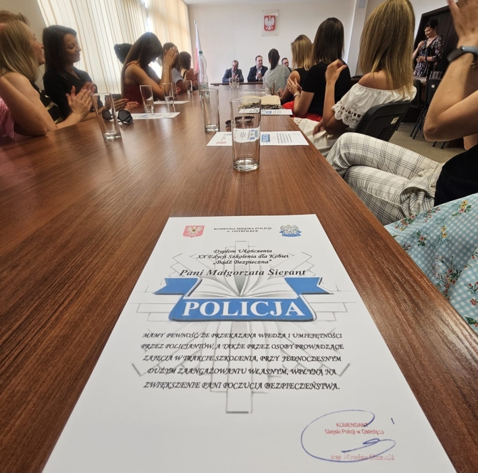 Jubileuszowa XX edycja „Bądź Bezpieczna” w Ostrołęce zakończona  - zdjęcie #4 - eOstroleka.pl