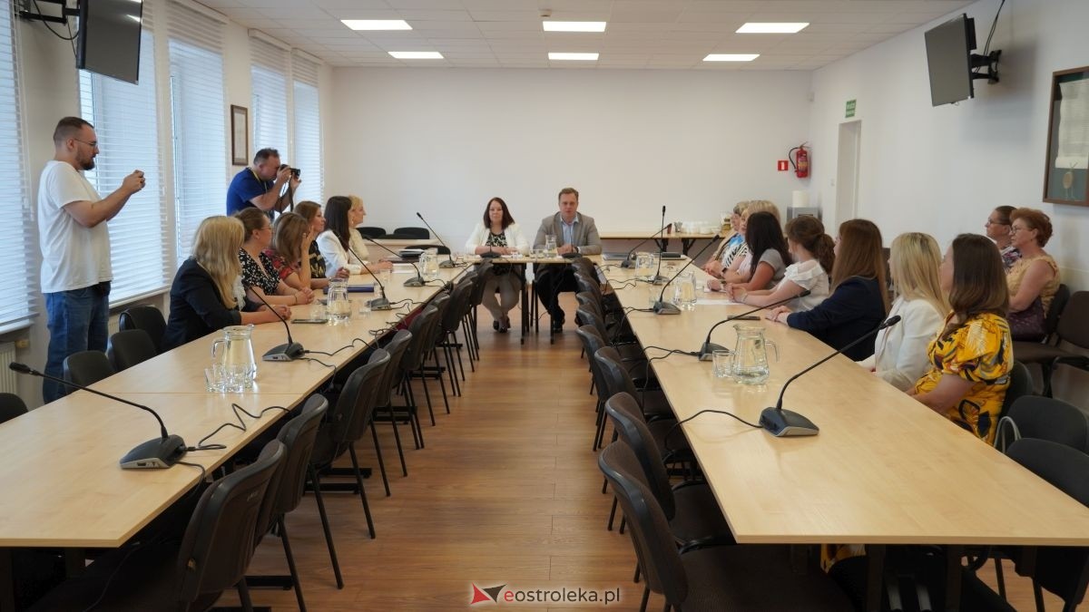 Pierwsze posiedzenie Ostrołęckiej Rady Kobiet [24.06.2026] - zdjęcie #60 - eOstroleka.pl