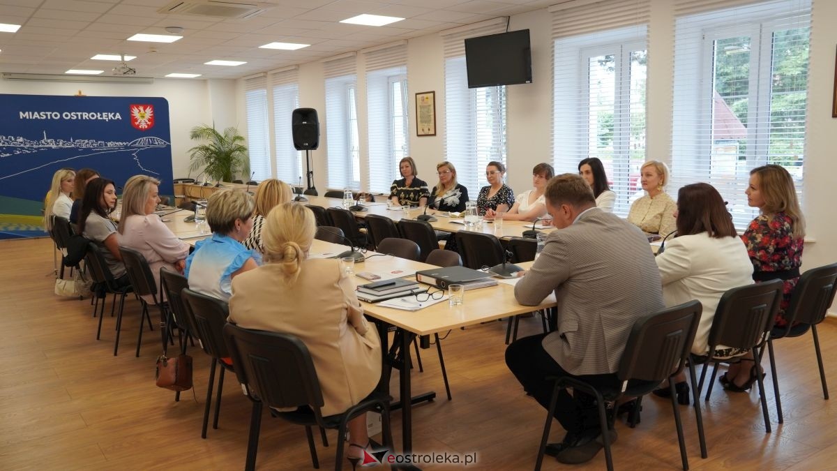 Pierwsze posiedzenie Ostrołęckiej Rady Kobiet [24.06.2026] - zdjęcie #4 - eOstroleka.pl