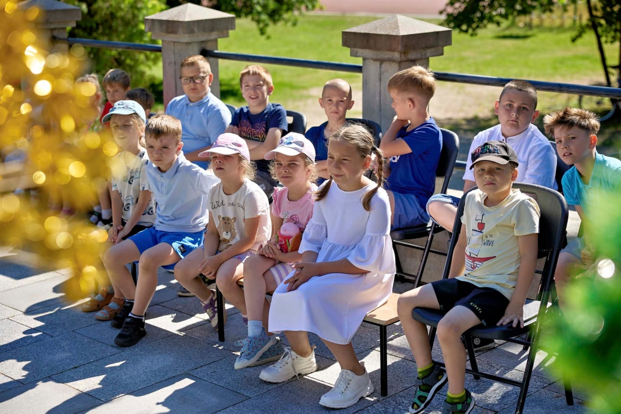 Najzdolniejsi ósmoklasiści z gminy Olszewo-Borki nagrodzeni! [23.06.2026] - zdjęcie #51 - eOstroleka.pl