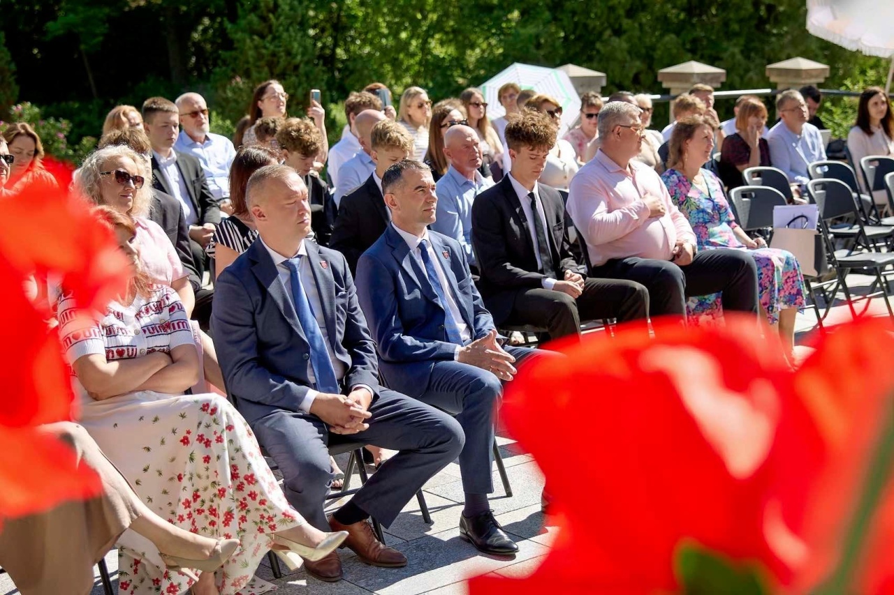 Najzdolniejsi ósmoklasiści z gminy Olszewo-Borki nagrodzeni! [23.06.2026] - zdjęcie #47 - eOstroleka.pl