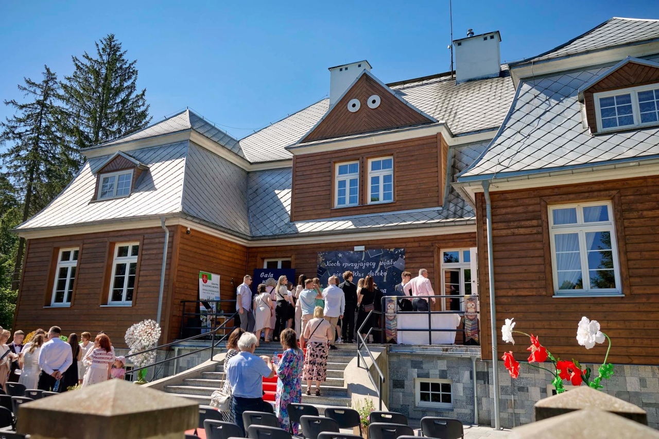 Najzdolniejsi ósmoklasiści z gminy Olszewo-Borki nagrodzeni! [23.06.2026] - zdjęcie #9 - eOstroleka.pl