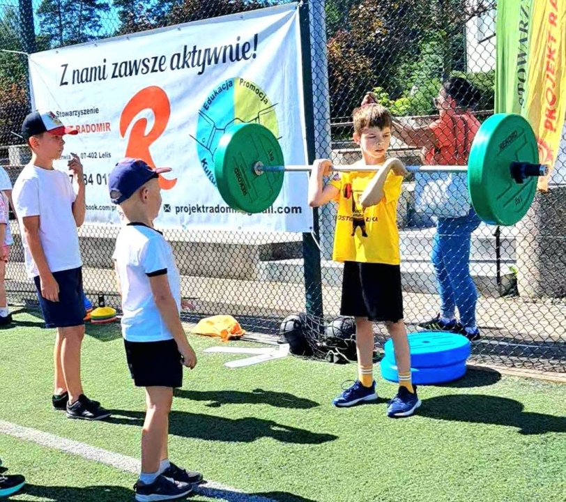 Aktywne zakończenie sezonu Klubu Aktywnych Dzieciaków w Obierwi [24.06.2026] - zdjęcie #2 - eOstroleka.pl