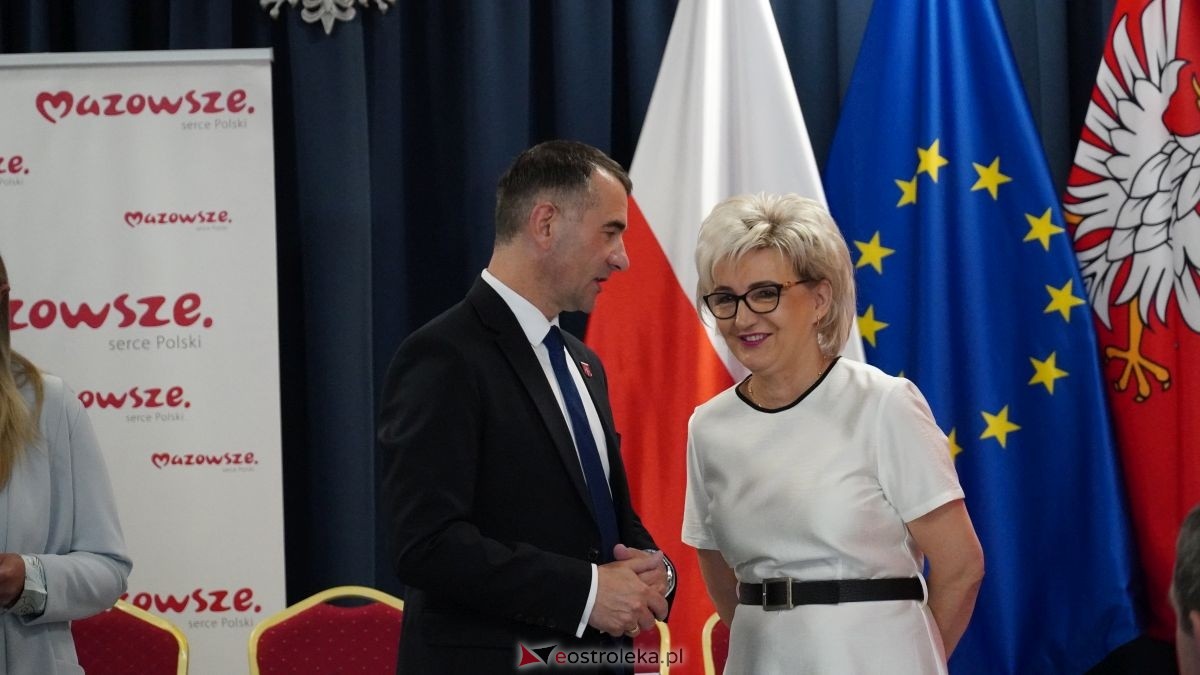 Podpisanie umów na inwestycje w powiatach ostrołęckim i makowskim [25.06.2026] - zdjęcie #123 - eOstroleka.pl