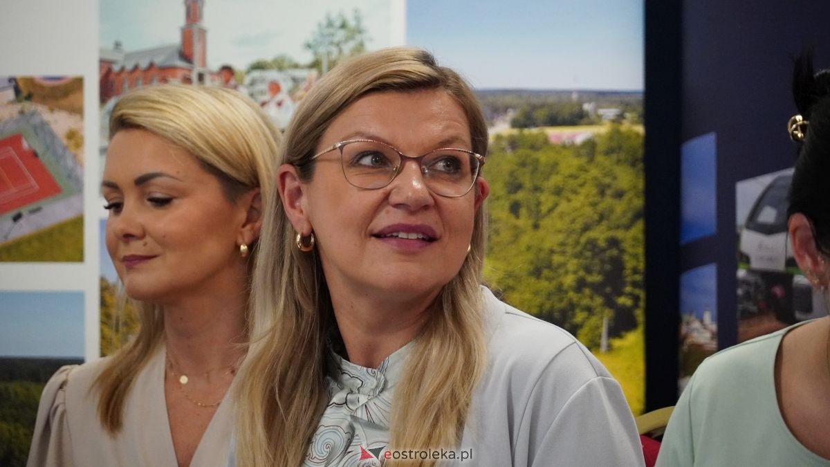 Podpisanie umów na inwestycje w powiatach ostrołęckim i makowskim [25.06.2026] - zdjęcie #111 - eOstroleka.pl