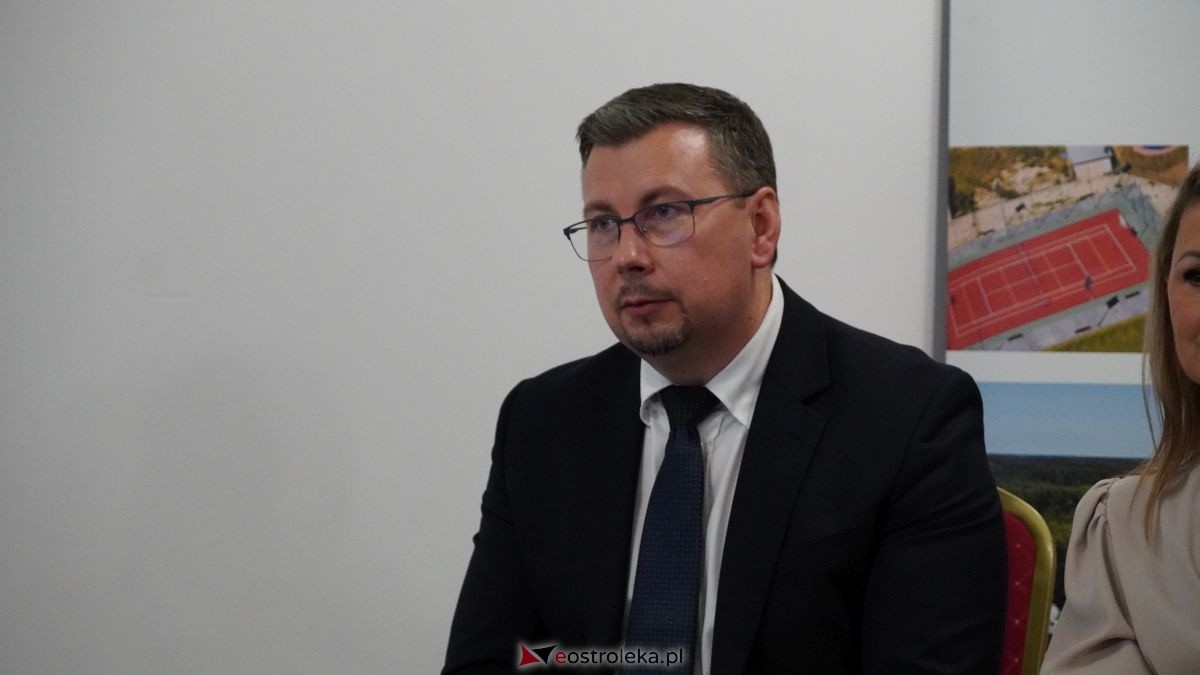 Podpisanie umów na inwestycje w powiatach ostrołęckim i makowskim [25.06.2026] - zdjęcie #104 - eOstroleka.pl