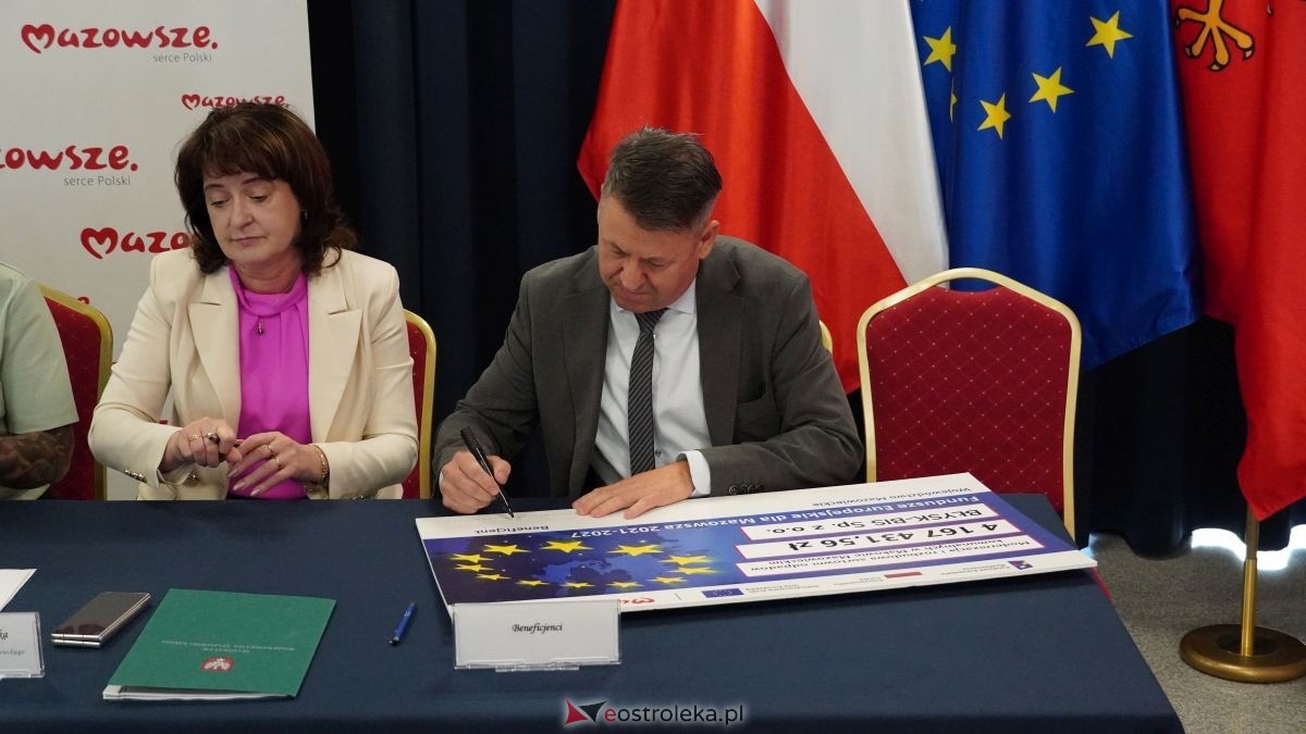 Podpisanie umów na inwestycje w powiatach ostrołęckim i makowskim [25.06.2026] - zdjęcie #94 - eOstroleka.pl