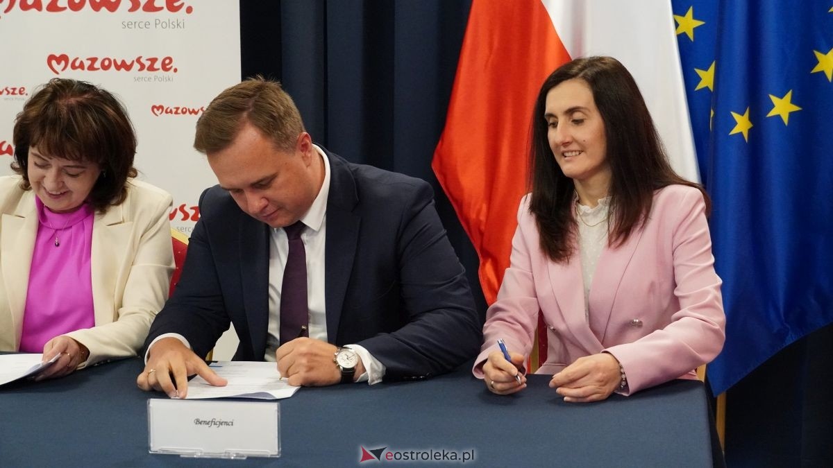 Podpisanie umów na inwestycje w powiatach ostrołęckim i makowskim [25.06.2026] - zdjęcie #76 - eOstroleka.pl