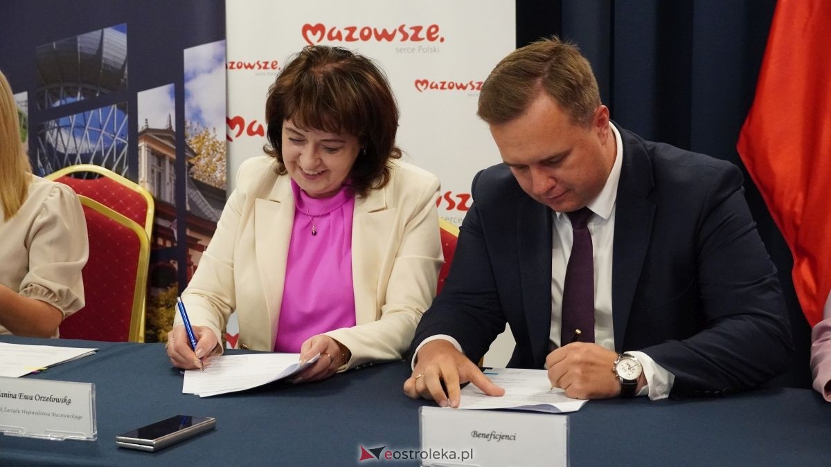 Podpisanie umów na inwestycje w powiatach ostrołęckim i makowskim [25.06.2026] - zdjęcie #75 - eOstroleka.pl
