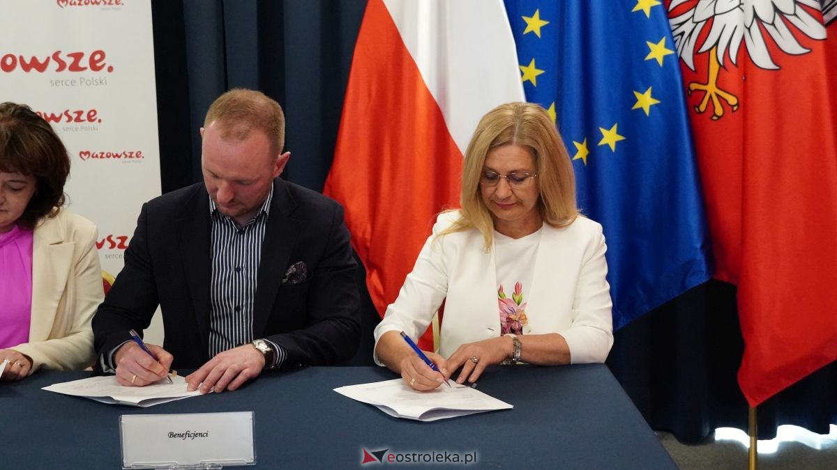 Podpisanie umów na inwestycje w powiatach ostrołęckim i makowskim [25.06.2026] - zdjęcie #68 - eOstroleka.pl