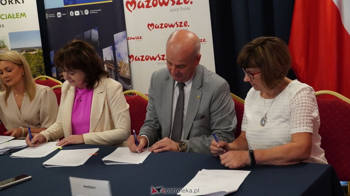 Podpisanie umów na inwestycje w powiatach ostrołęckim i makowskim [25.06.2026] - zdjęcie #61 - eOstroleka.pl
