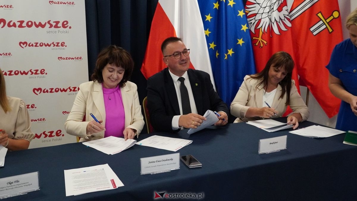 Podpisanie umów na inwestycje w powiatach ostrołęckim i makowskim [25.06.2026] - zdjęcie #51 - eOstroleka.pl