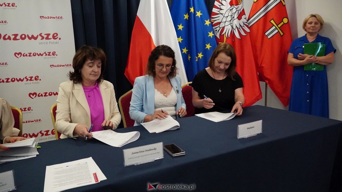 Podpisanie umów na inwestycje w powiatach ostrołęckim i makowskim [25.06.2026] - zdjęcie #30 - eOstroleka.pl