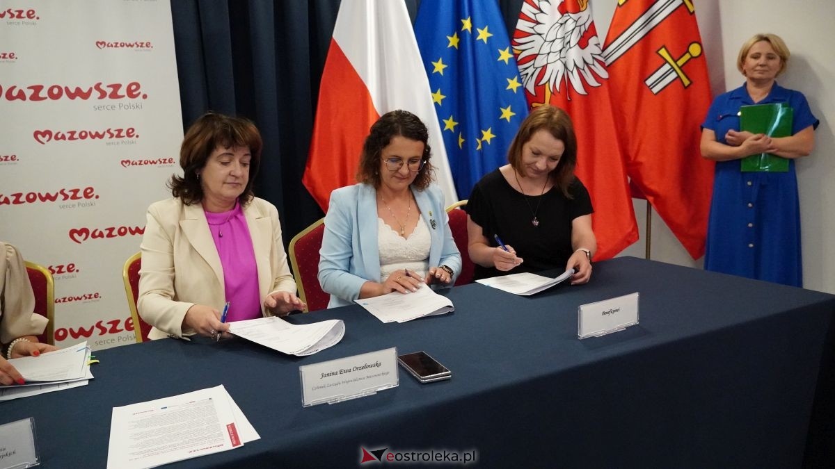 Podpisanie umów na inwestycje w powiatach ostrołęckim i makowskim [25.06.2026] - zdjęcie #29 - eOstroleka.pl