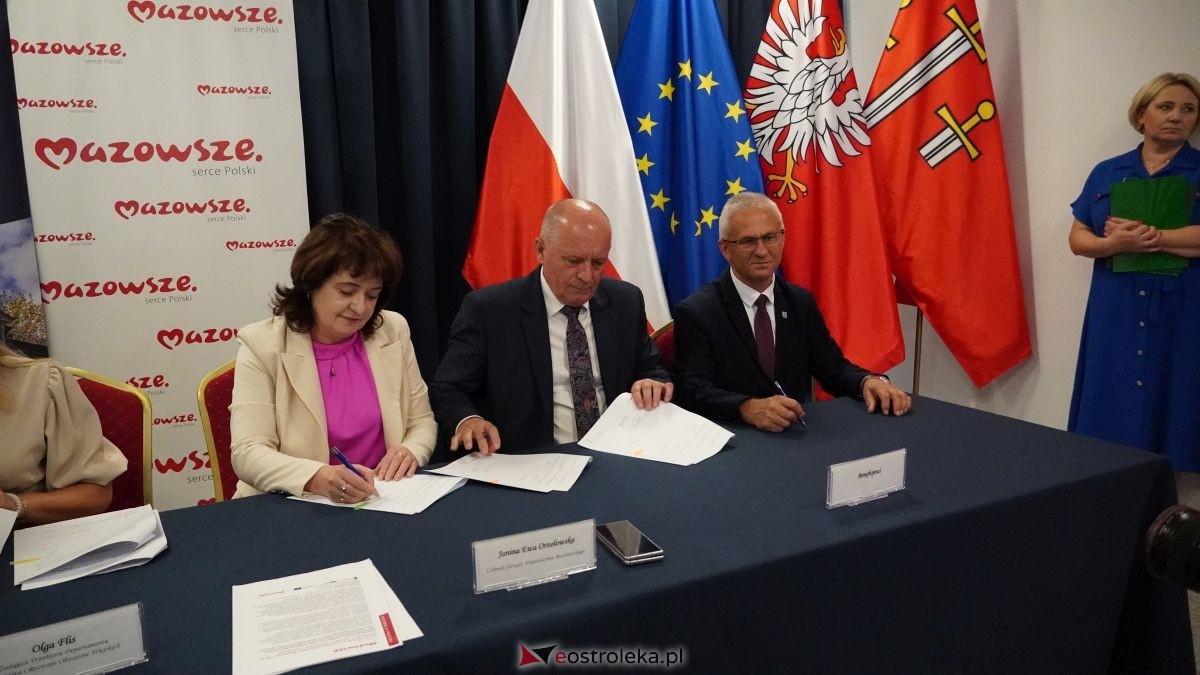 Podpisanie umów na inwestycje w powiatach ostrołęckim i makowskim [25.06.2026] - zdjęcie #23 - eOstroleka.pl
