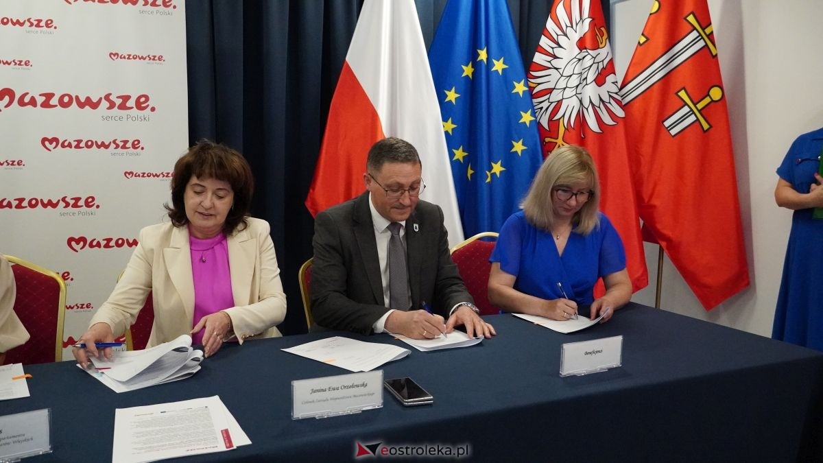 Podpisanie umów na inwestycje w powiatach ostrołęckim i makowskim [25.06.2026] - zdjęcie #16 - eOstroleka.pl