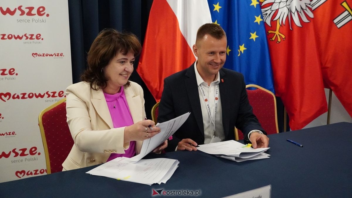 Podpisanie umów na inwestycje w powiatach ostrołęckim i makowskim [25.06.2026] - zdjęcie #3 - eOstroleka.pl