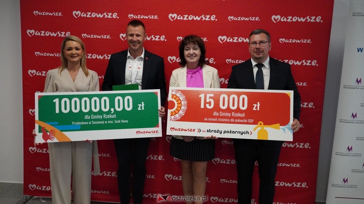 Podpisanie umów na inwestycje w powiatach ostrołęckim i makowskim [25.06.2026] - zdjęcie #1 - eOstroleka.pl