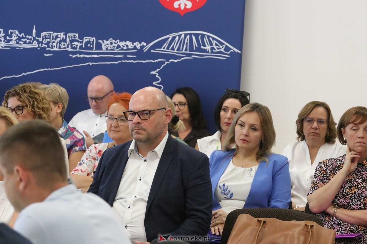 Sesja rady miasta Ostrołęki [25.06.2026] - zdjęcie #23 - eOstroleka.pl