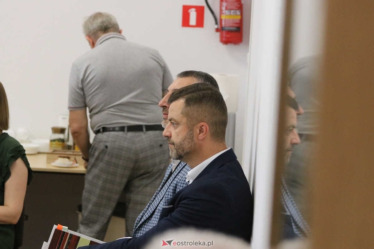 Sesja rady miasta Ostrołęki [25.06.2026] - zdjęcie #21 - eOstroleka.pl