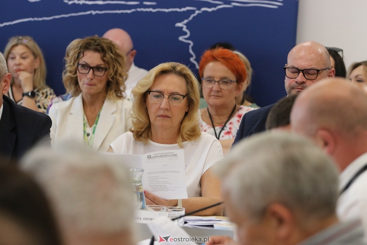 Sesja rady miasta Ostrołęki [25.06.2026] - zdjęcie #14 - eOstroleka.pl