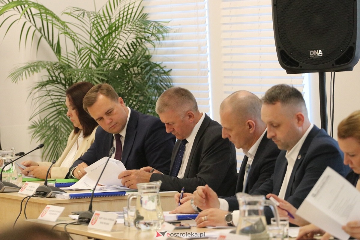 Sesja rady miasta Ostrołęki [25.06.2026] - zdjęcie #9 - eOstroleka.pl