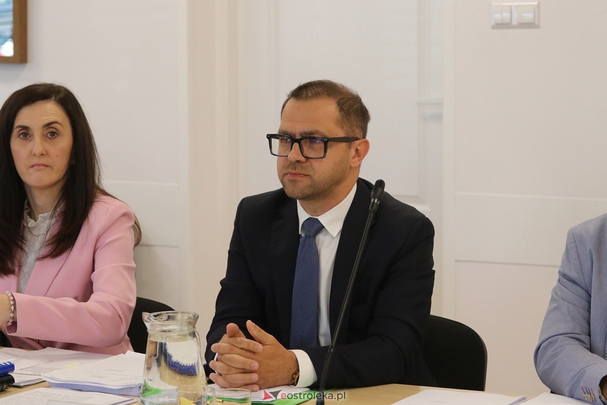 Sesja rady miasta Ostrołęki [25.06.2026] - zdjęcie #5 - eOstroleka.pl