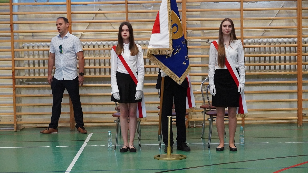 Zakończenie roku szkolnego w Szkole Podstawowej nr 5 [26.06.2026] - zdjęcie #257 - eOstroleka.pl