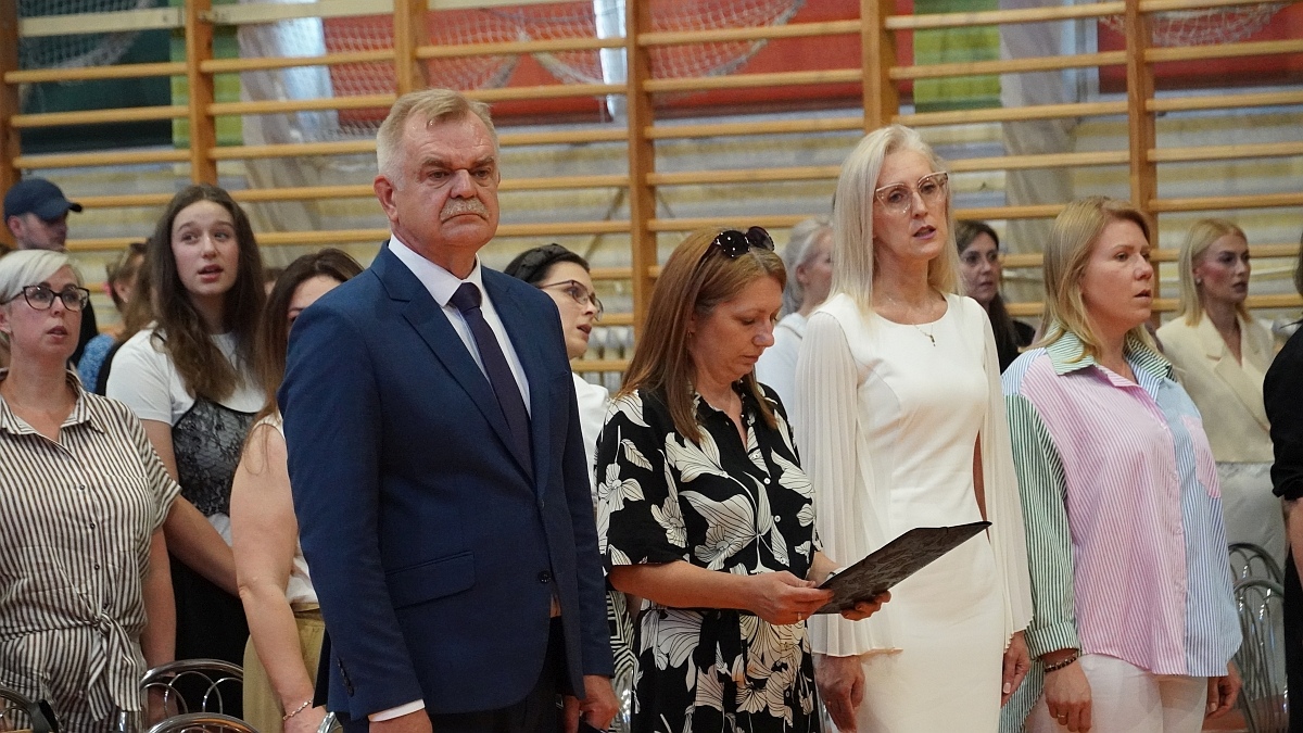 Zakończenie roku szkolnego w Szkole Podstawowej nr 5 [26.06.2026] - zdjęcie #256 - eOstroleka.pl