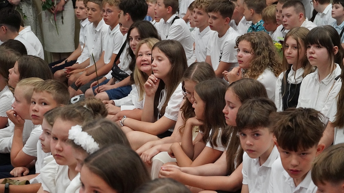 Zakończenie roku szkolnego w Szkole Podstawowej nr 5 [26.06.2026] - zdjęcie #245 - eOstroleka.pl