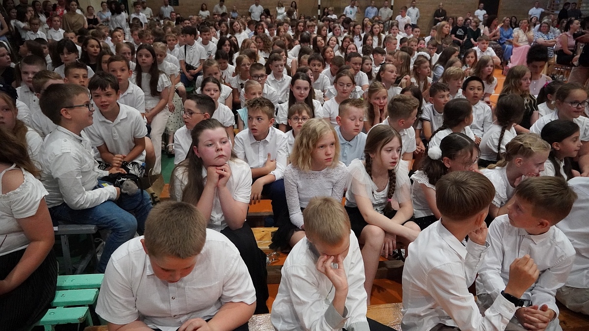 Zakończenie roku szkolnego w Szkole Podstawowej nr 5 [26.06.2026] - zdjęcie #230 - eOstroleka.pl