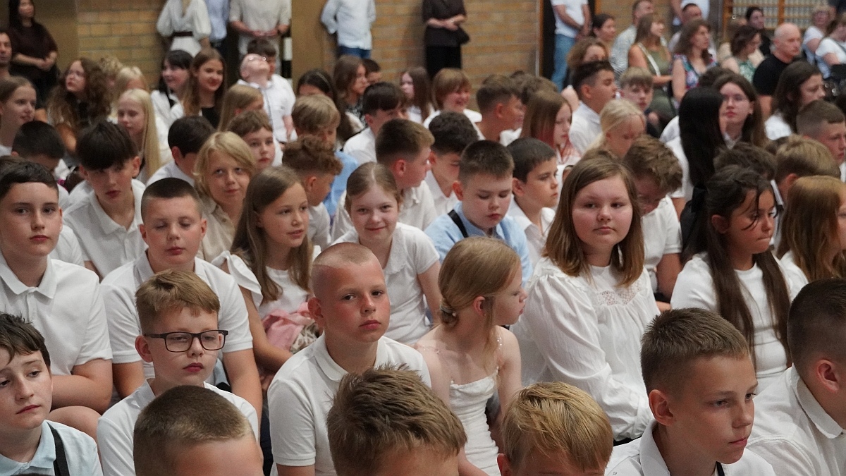 Zakończenie roku szkolnego w Szkole Podstawowej nr 5 [26.06.2026] - zdjęcie #218 - eOstroleka.pl