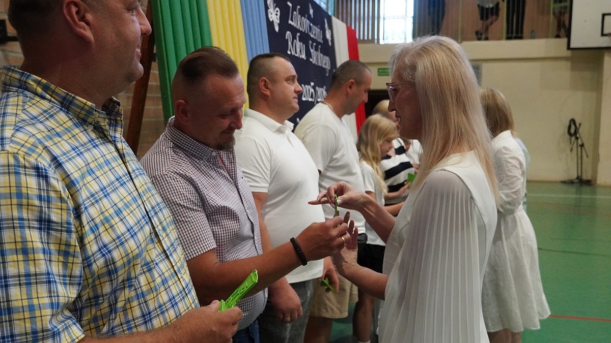 Zakończenie roku szkolnego w Szkole Podstawowej nr 5 [26.06.2026] - zdjęcie #206 - eOstroleka.pl