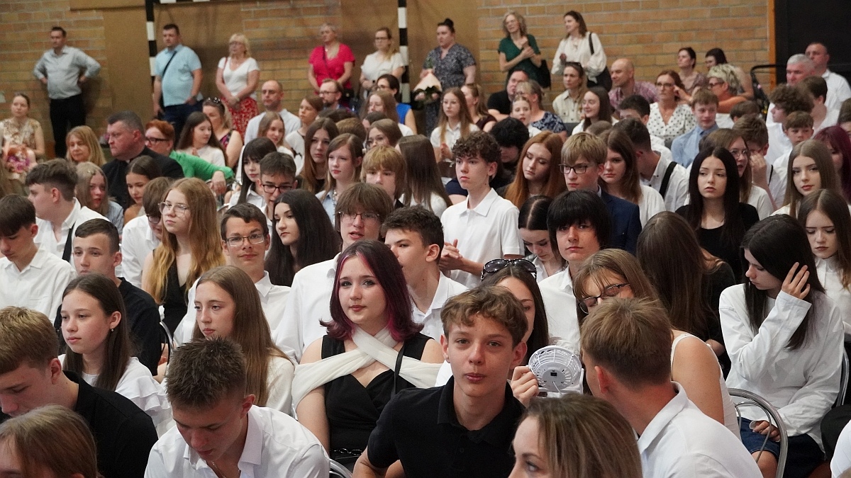 Zakończenie roku szkolnego w Szkole Podstawowej nr 5 [26.06.2026] - zdjęcie #135 - eOstroleka.pl