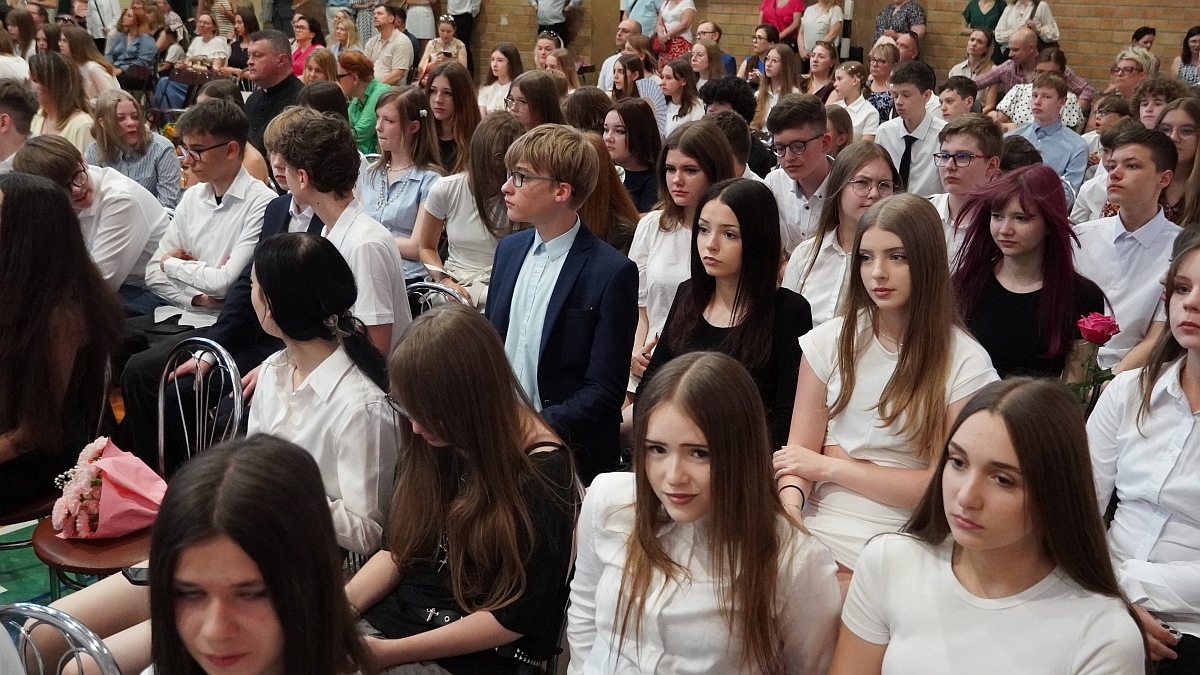 Zakończenie roku szkolnego w Szkole Podstawowej nr 5 [26.06.2026] - zdjęcie #130 - eOstroleka.pl