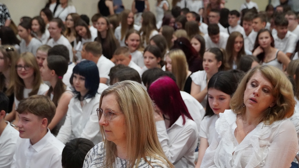 Zakończenie roku szkolnego w Szkole Podstawowej nr 5 [26.06.2026] - zdjęcie #118 - eOstroleka.pl