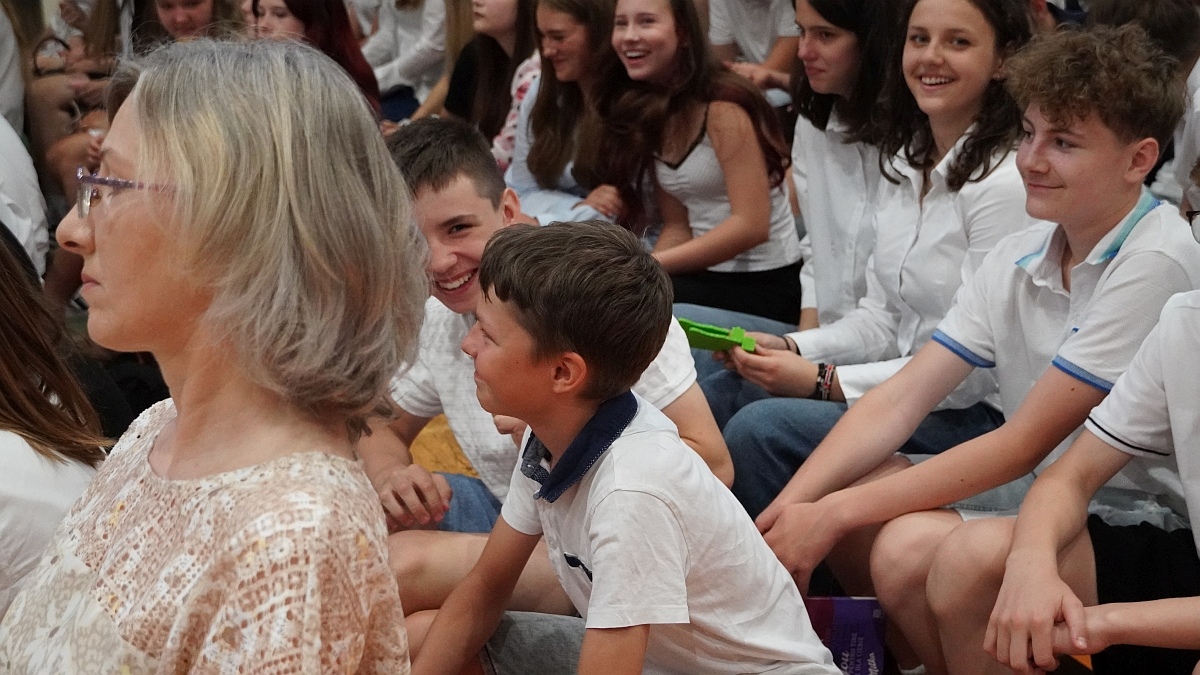 Zakończenie roku szkolnego w Szkole Podstawowej nr 5 [26.06.2026] - zdjęcie #113 - eOstroleka.pl