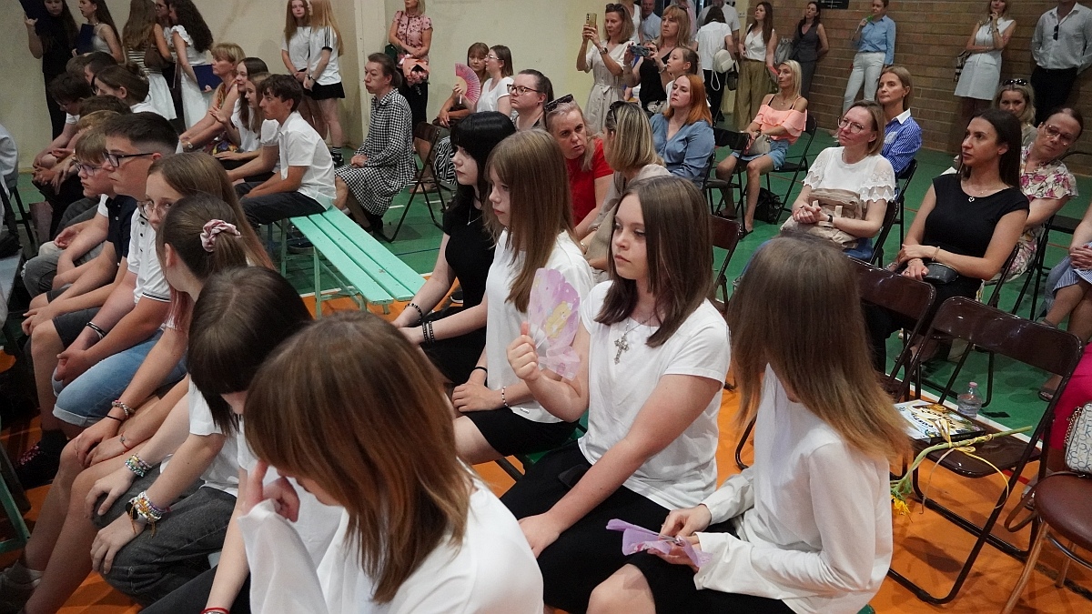Zakończenie roku szkolnego w Szkole Podstawowej nr 5 [26.06.2026] - zdjęcie #107 - eOstroleka.pl