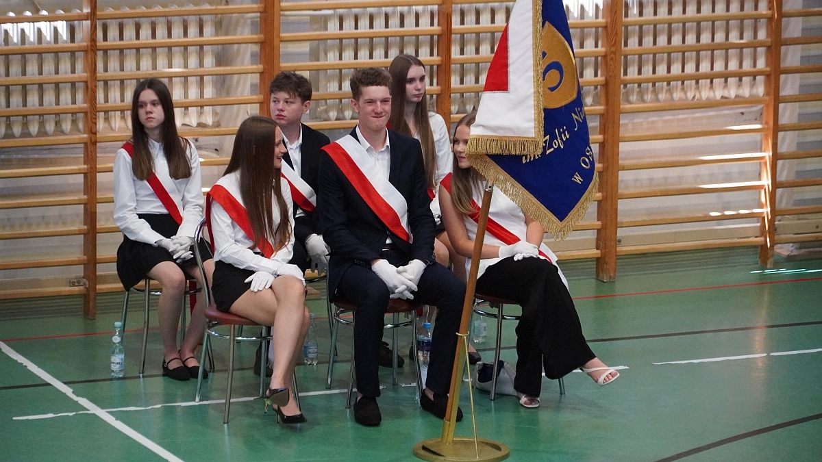 Zakończenie roku szkolnego w Szkole Podstawowej nr 5 [26.06.2026] - zdjęcie #95 - eOstroleka.pl