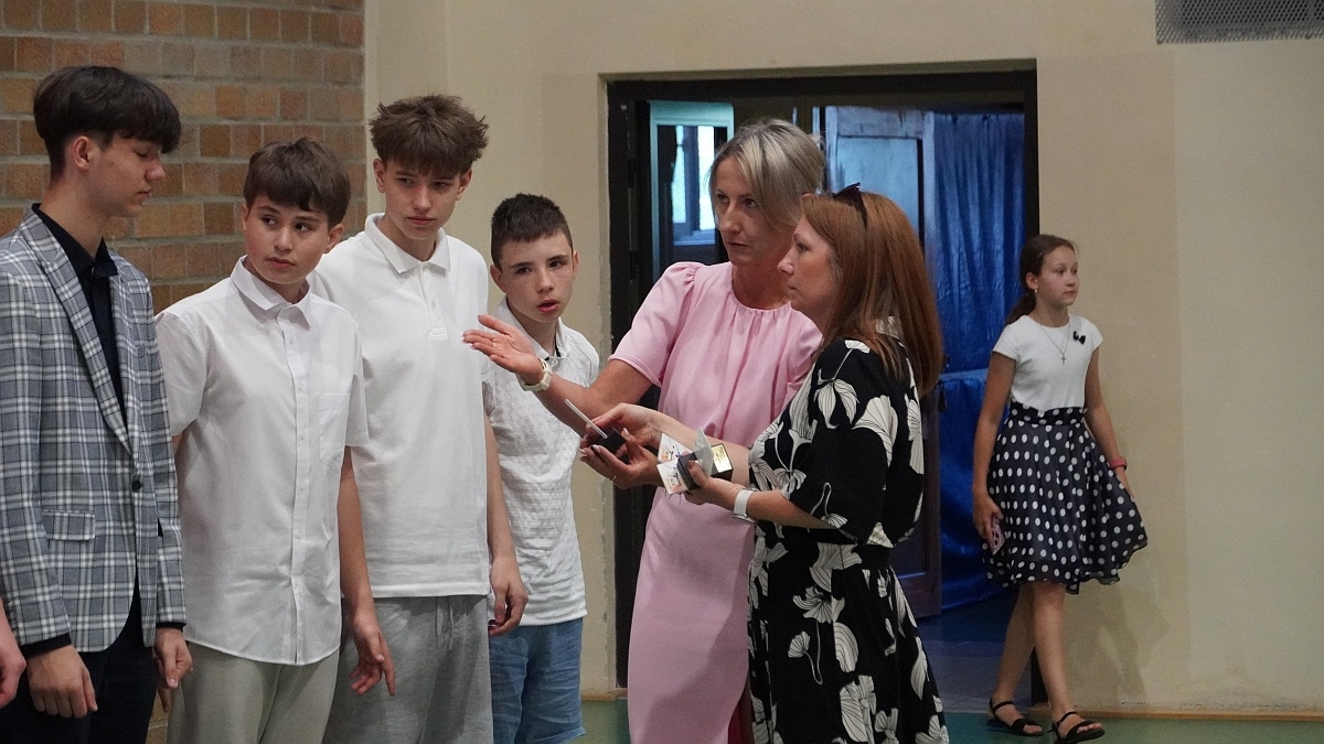 Zakończenie roku szkolnego w Szkole Podstawowej nr 5 [26.06.2026] - zdjęcie #39 - eOstroleka.pl
