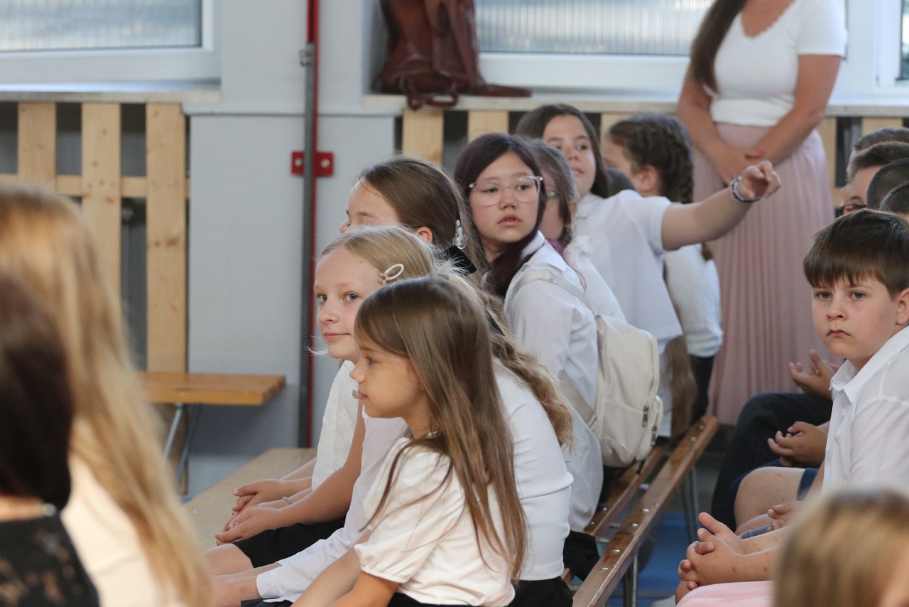 Zakończenie roku szkolnego w Szkole Podstawowej nr 1 w Ostrołęce [26.06.2026] - zdjęcie #37 - eOstroleka.pl